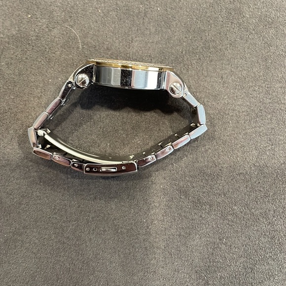 Akribos Watch - Picture 5 of 6